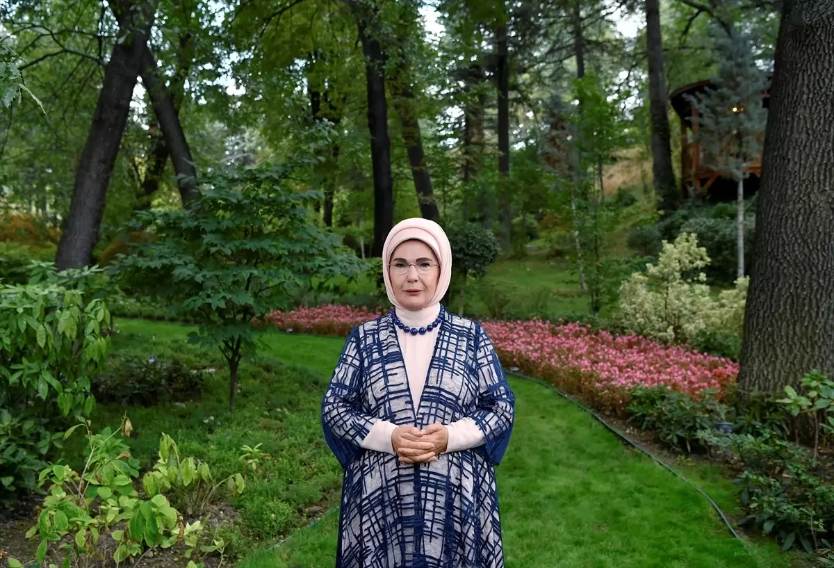 Emine Erdoğan’dan Çocuklar İçin Barış Çağrısı