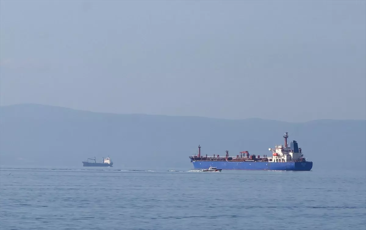 Tekirdağ’da Kaybolan Gemici Aranıyor